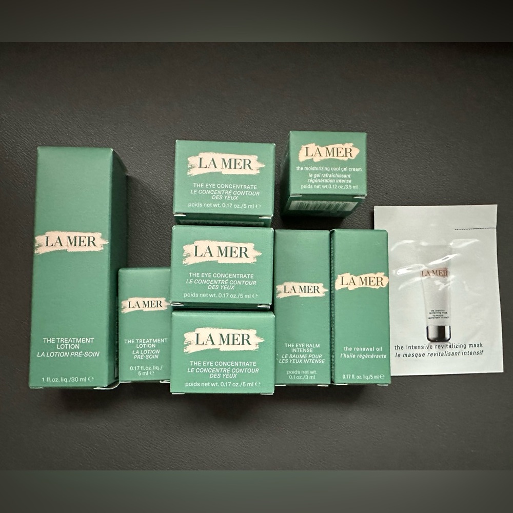 SOLD! La Mer Assorted Samples (21 total items)